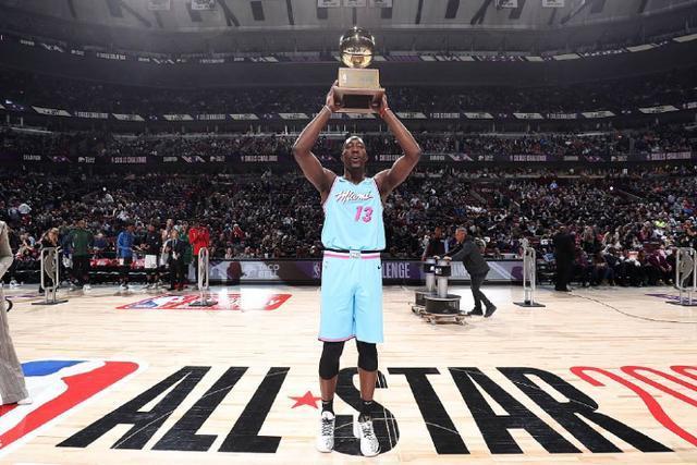 布伦森39分尼克斯送鹈鹕6连败 骑士大胜76人