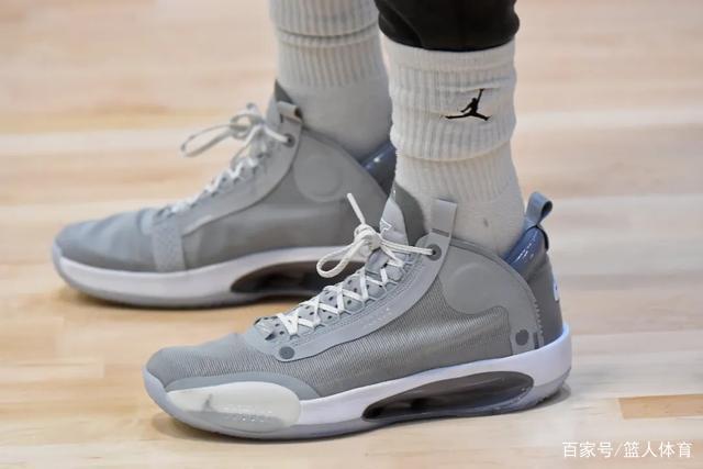 阿不都沙拉木当选CBA常规赛MVP 邱彪最佳教练