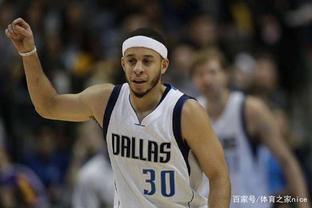 36岁威廉11场比赛1助攻遭解约 冬窗有望重返英超